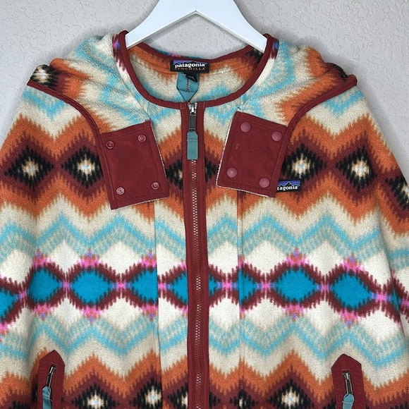 Patagonia Women's Synchilla Fleece Hooded Poncho  XS/S Cinder Red Aztec Navajo - Picture 2 of 13